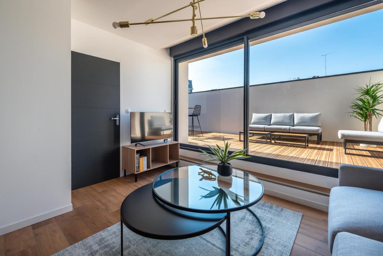 Downtown Rooftop - Centre Ville - Wifi - Terrasse - Netflix アミアン エクステリア 写真
